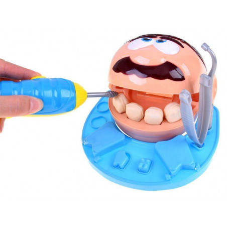 Žaidimas "Mažasis odontologas"