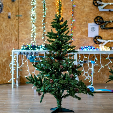 Kalėdų eglutė su konkorėžiais PL180 cm
