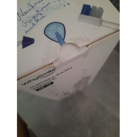 Įkraunamas nešiojamas irigatorius HF-11 + 9 antgaliai (Prekės su defektu 9902749)