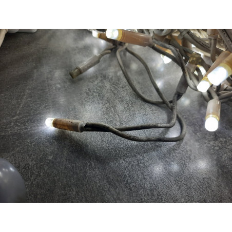 400 LED profesionali lauko girlianda varvekliai Brosberg Prolight CL8 Flash (Prekė su defektu 9902842) 400 LED profesionali lauko girlianda varvekliai Brosberg Prolight CL8 Flash (Prekė su defektu 9902842)