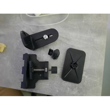 Teleskopinis stovas lazeriniam nivelyrui NS01 (Prekė su defektu 9902917)