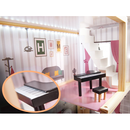 Medinis lėlių namelis su priedais ir LED LULILO