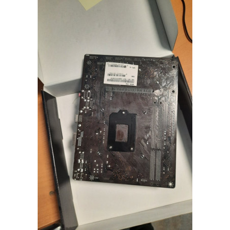 Motininė plokštė MSI H81M-P33 (Prekė su defektu 9903079)