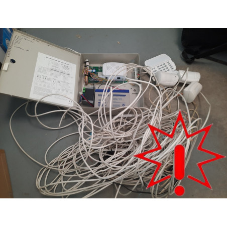 Apsaugos sistema DSC PC1832 H (Prekė su defektu 9903105)