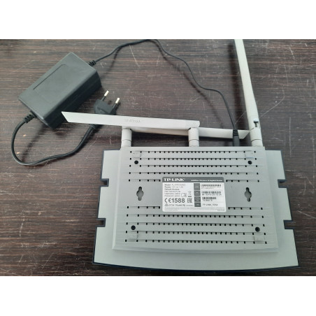 TP-LINK TL-WR1043ND bevielis Gigabit maršrutizatorius, 450 Mbps (Prekė su defektu 9903098)