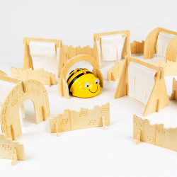 „TTS“ Bee-Bot kliūčių ruožas
