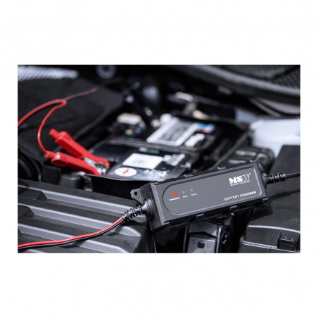 Automobilių akumuliatorių įkroviklis 6/12 V - 1 A - 4-120 Ah